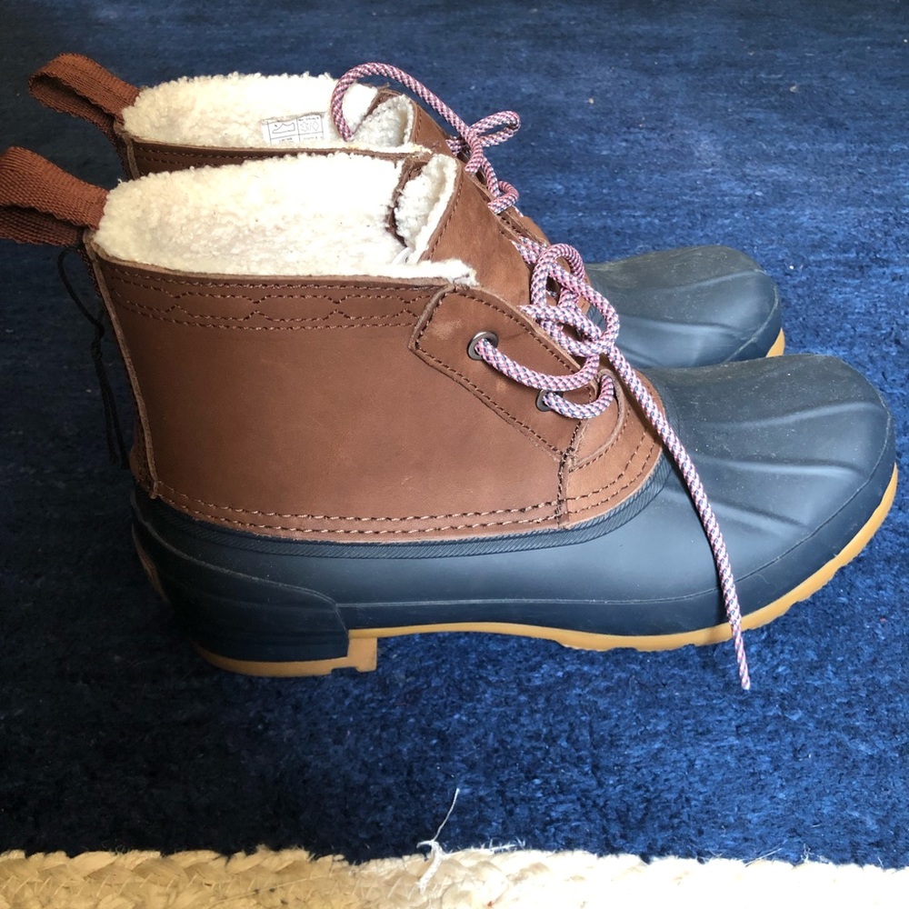 Hunter short faux-shearling two-tone rain boots